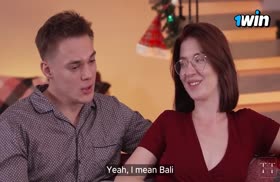 Самочки по очереди седлают пенис друга